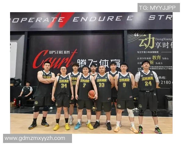 南京篮球队在欧锦赛中的比赛经验与表现分析与点评